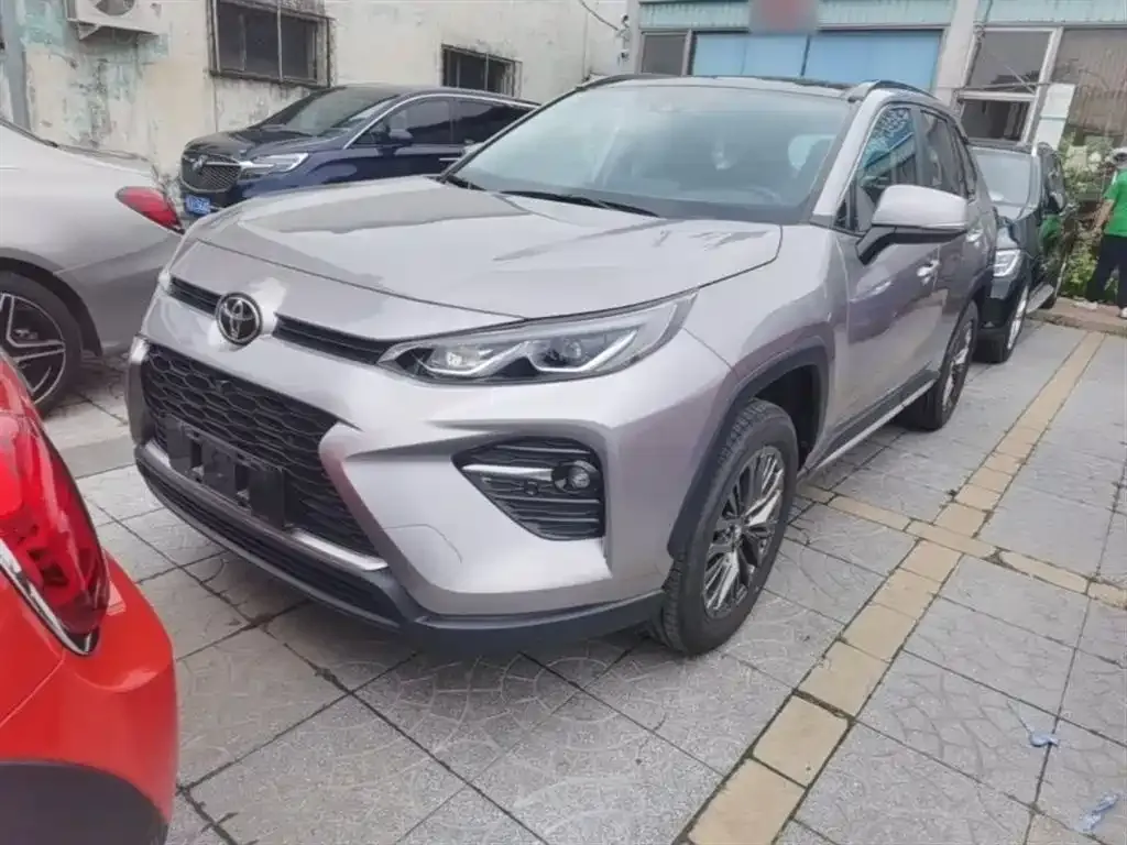 Toyota Wildlander — фото 1