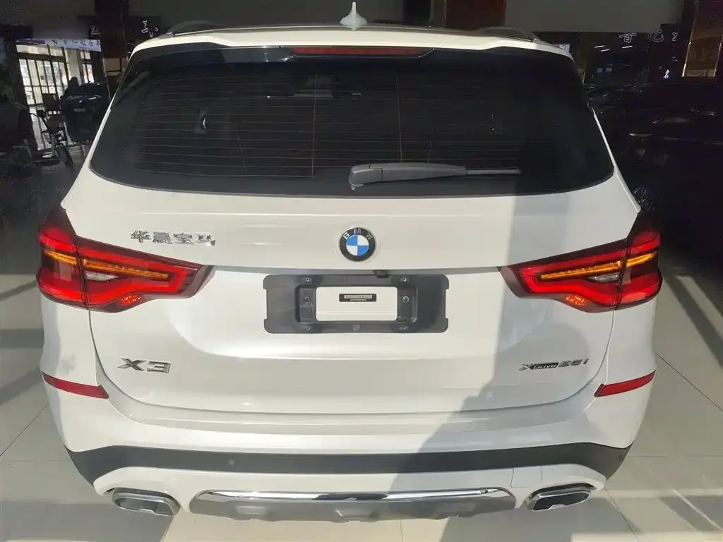 BMW X3 — фото 2