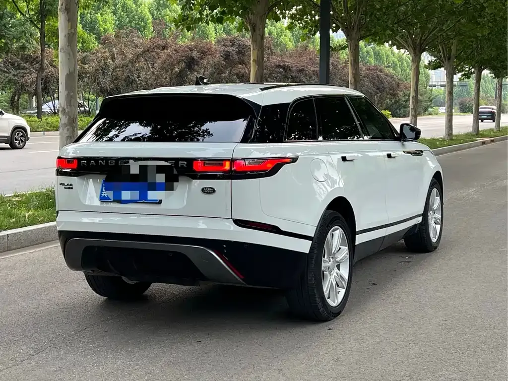 Land Rover Velar — фото 7