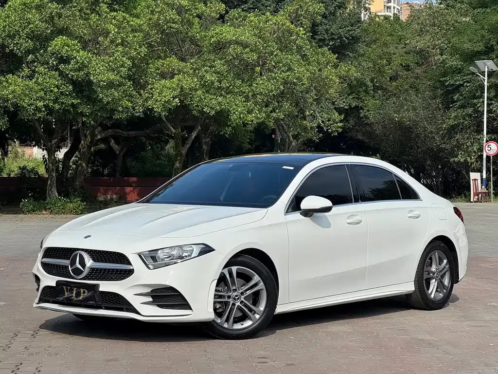 Mercedes-Benz A-Class — фото 1