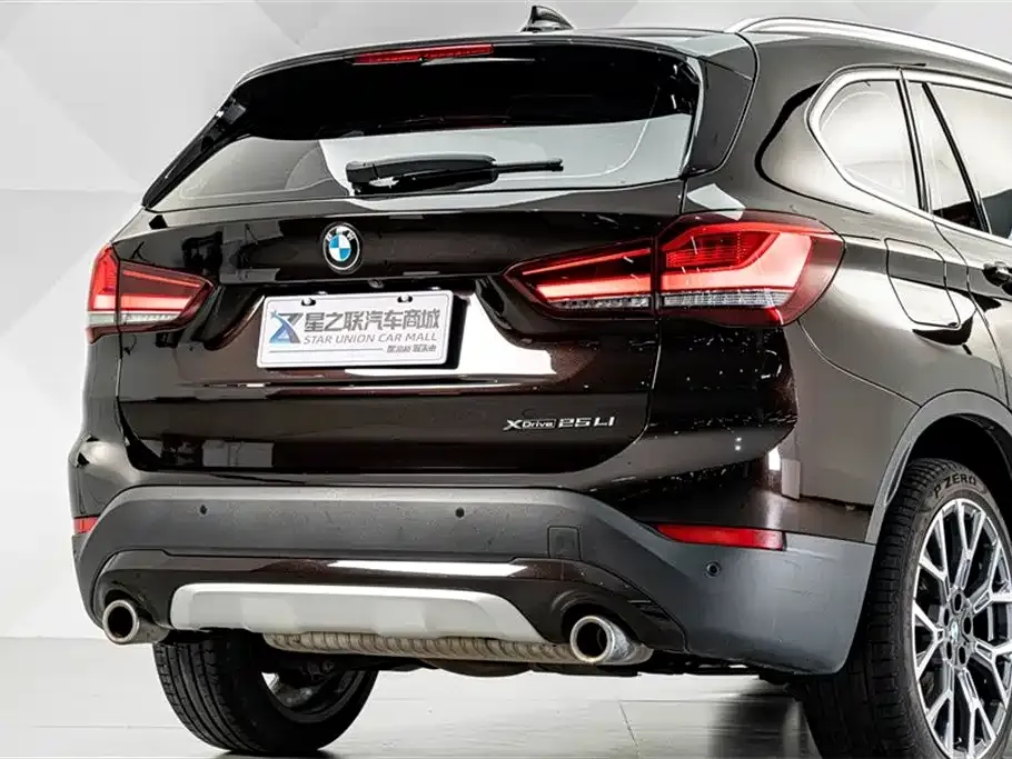 BMW X1 — фото 4