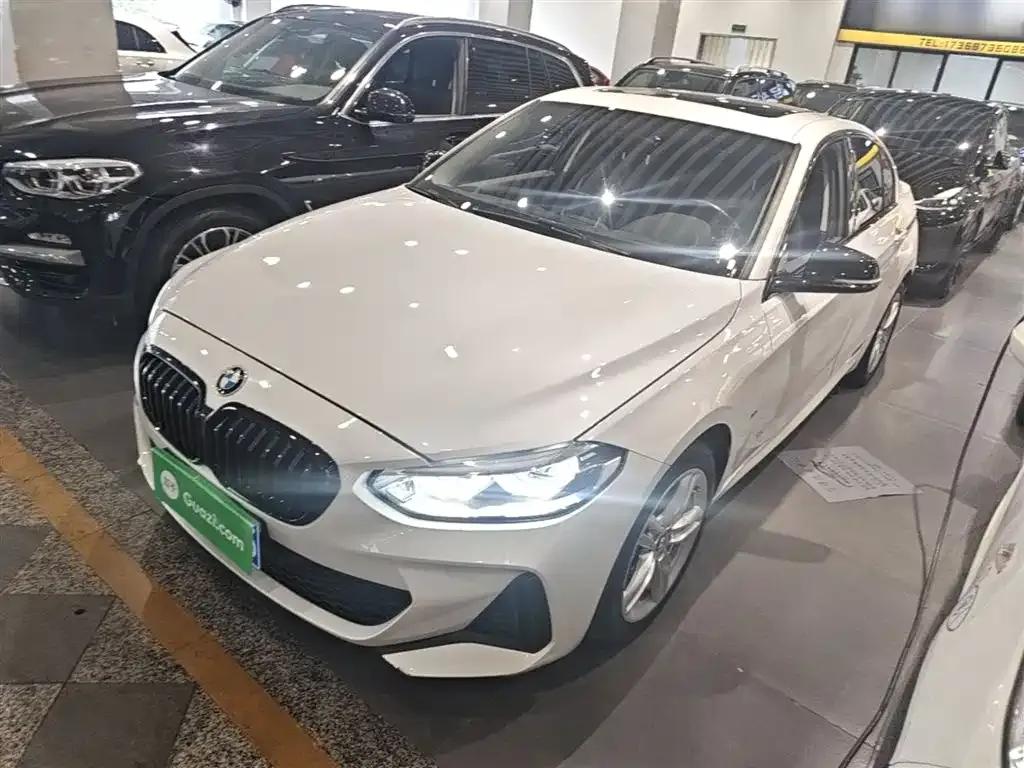 BMW 1 Series — фото 1