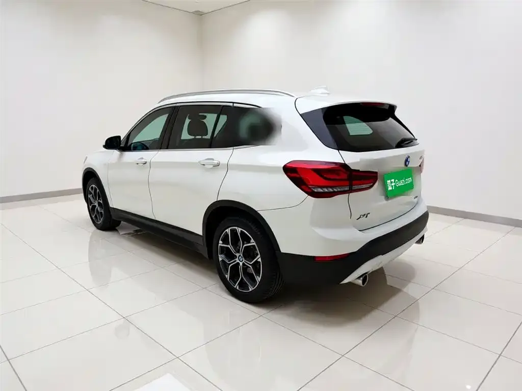 BMW X1 — фото 4
