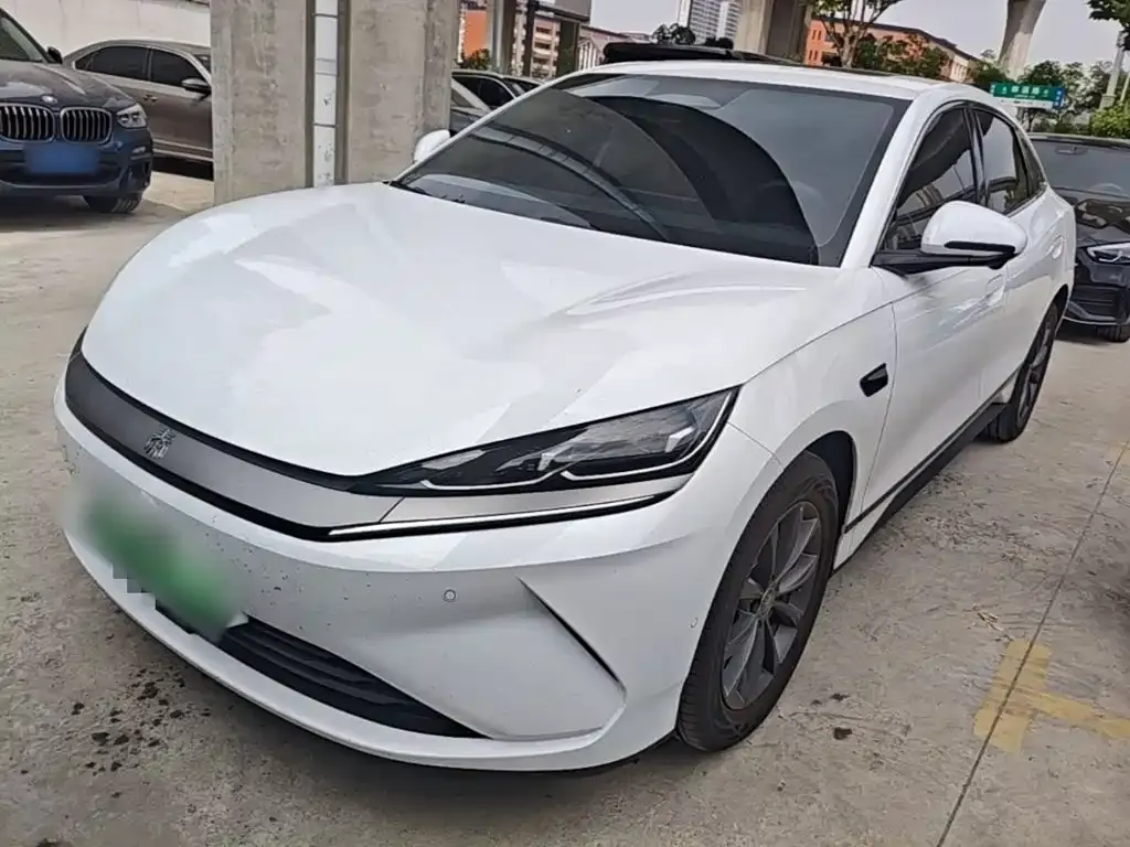 BYD Qin L — фото 1