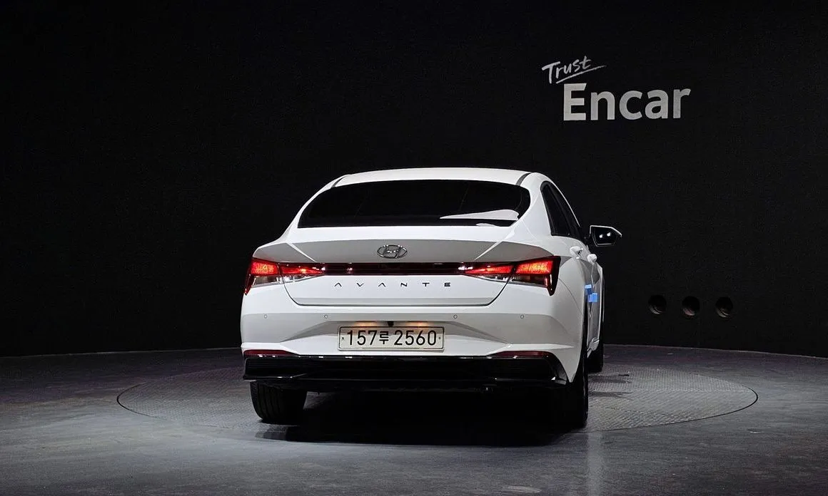 Hyundai AVANTE — фото 9