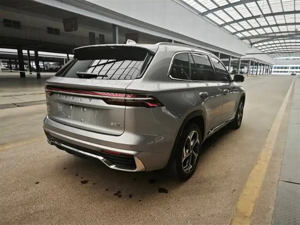 Geely Xingyue L — фото 4