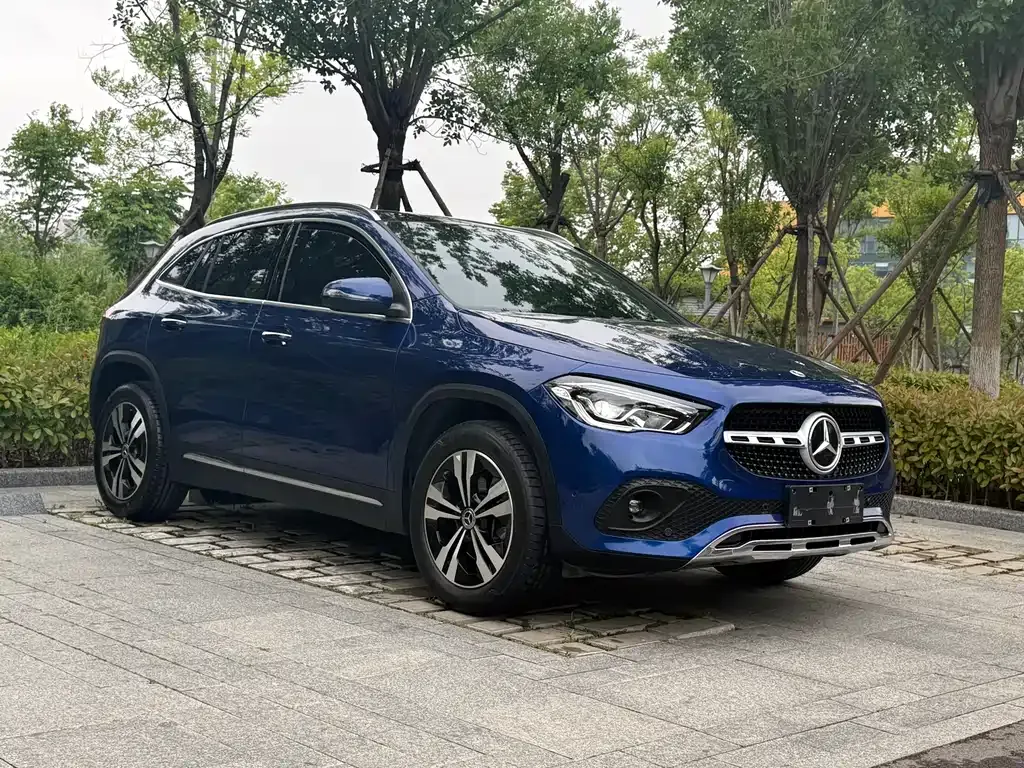 Mercedes-Benz GLA — фото 10