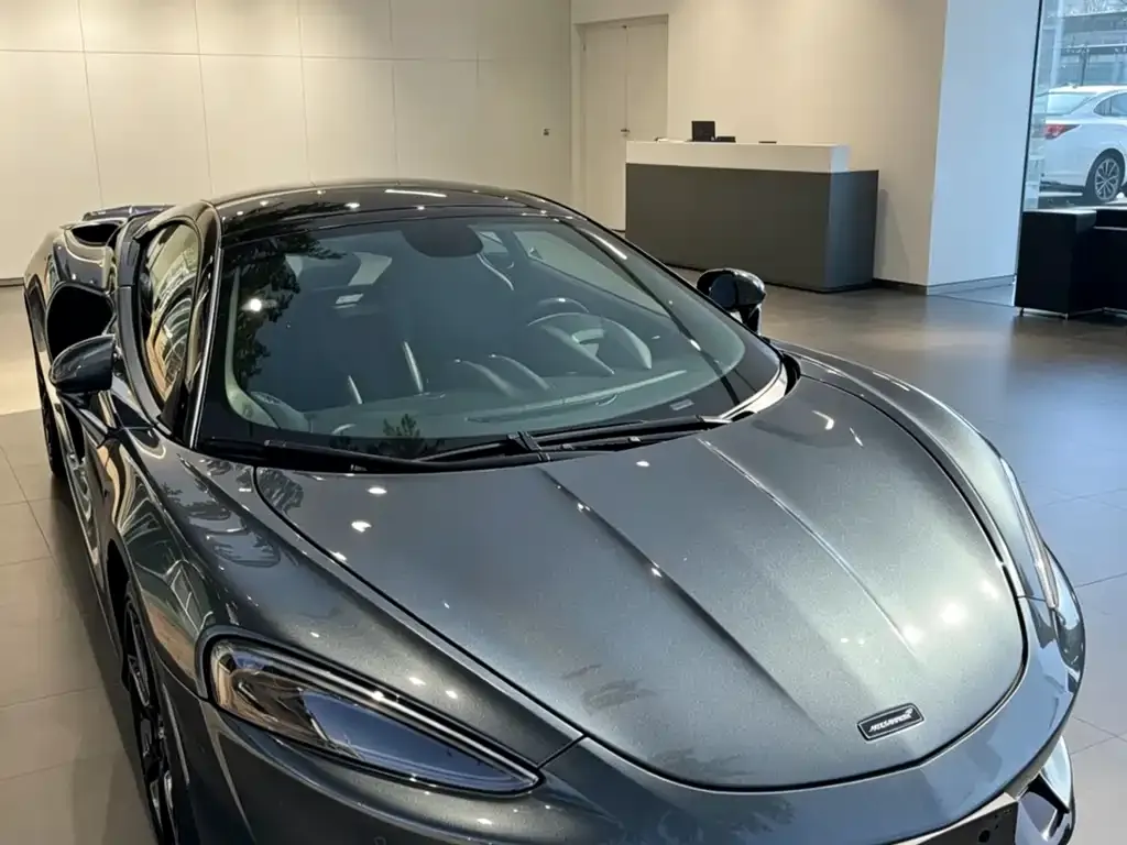 McLaren GT — фото 2