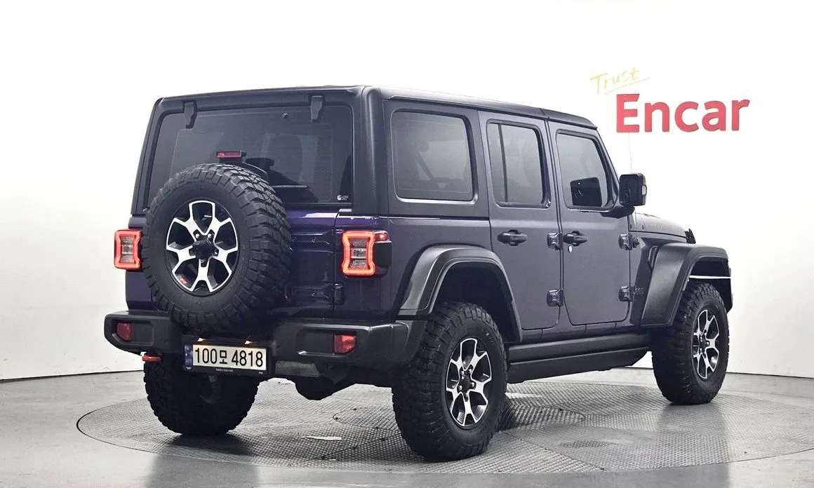 Jeep Wrangler — фото 7