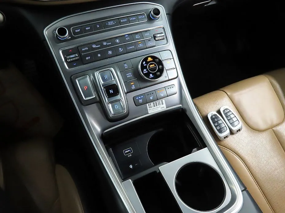 Hyundai Santafe — фото 6