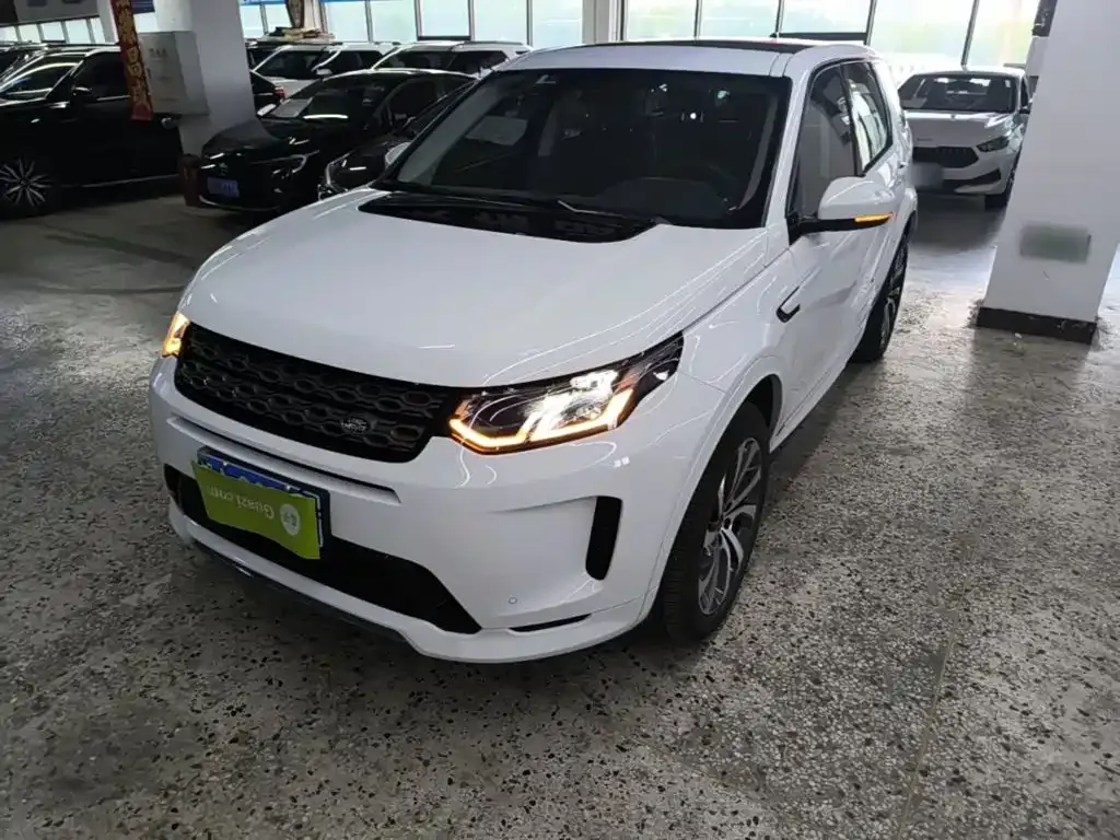 Land Rover Discovery Sport — фото 1