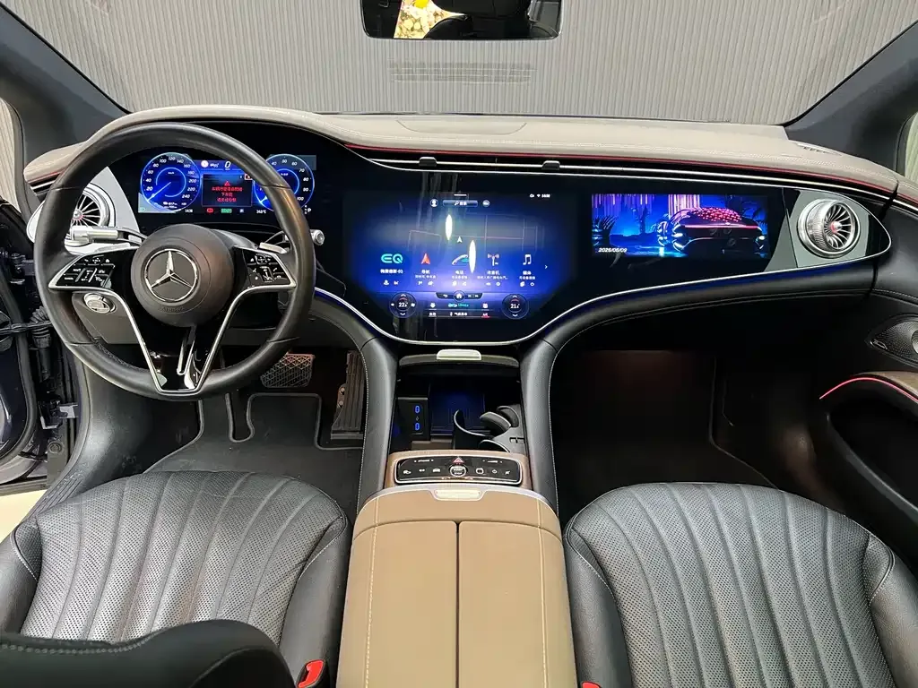 Mercedes-Benz EQS — фото 10