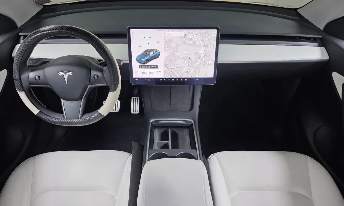 Tesla Model Y — фото 7