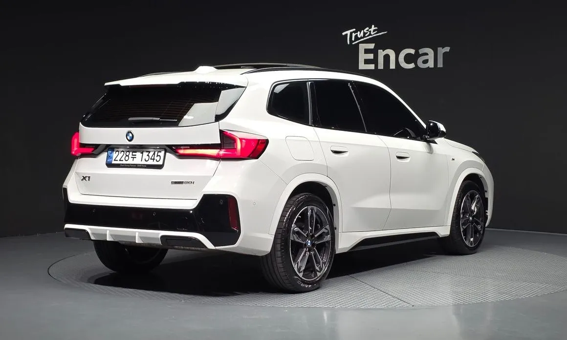 BMW X1 — фото 10