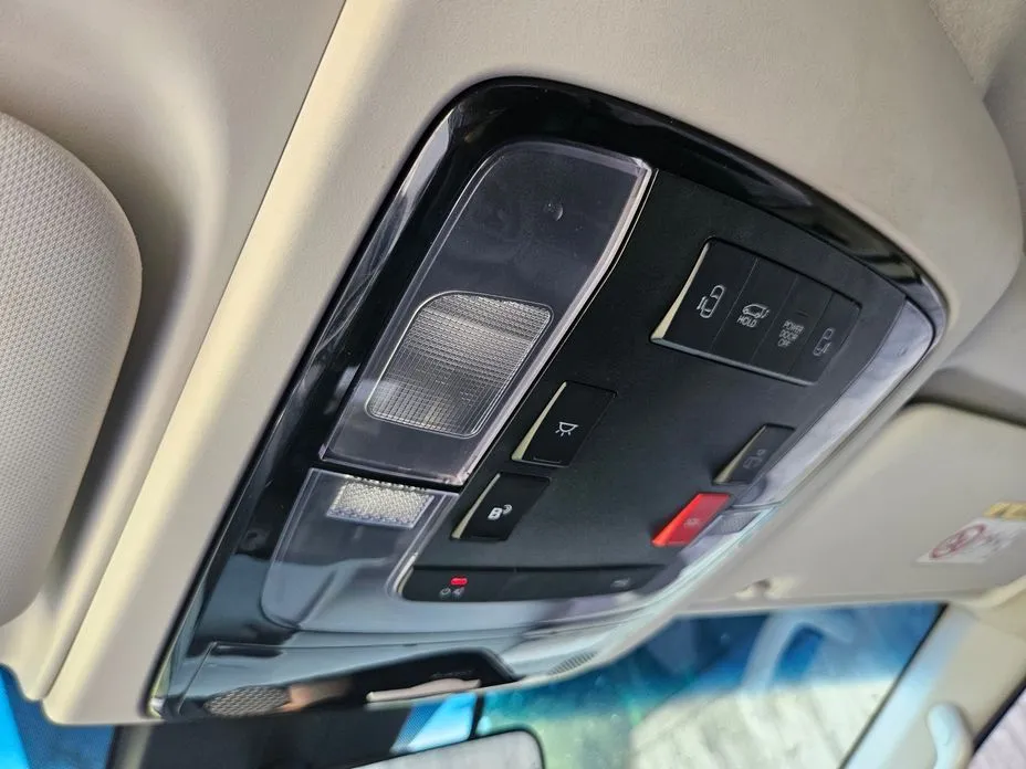 Hyundai Staria — фото 2