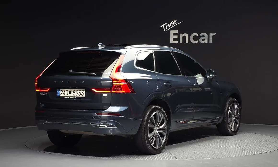 Volvo XC60 — фото 4