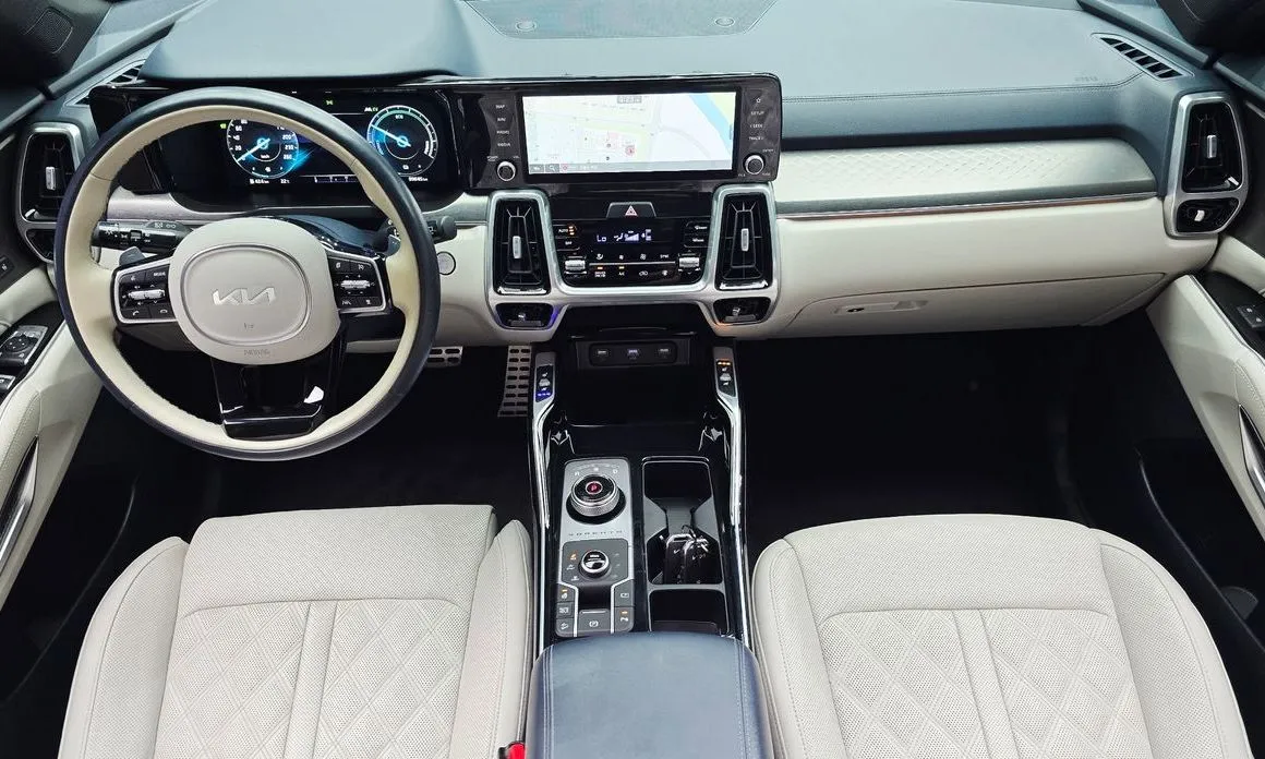 Kia Sorento — фото 6