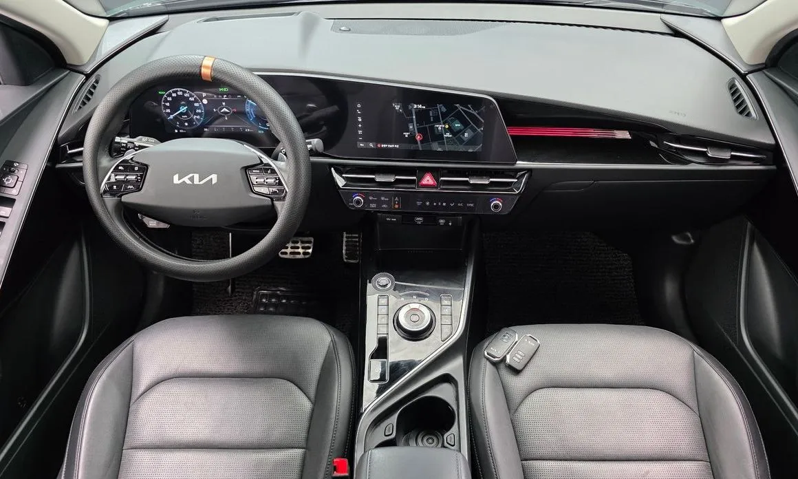 Kia Niro — фото 8