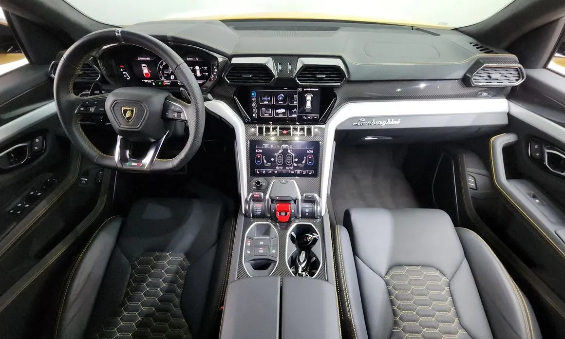 Lamborghini Urus — фото 9