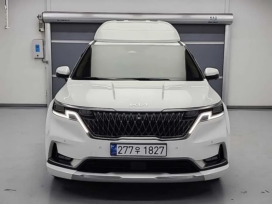 Kia Carnival — фото 1