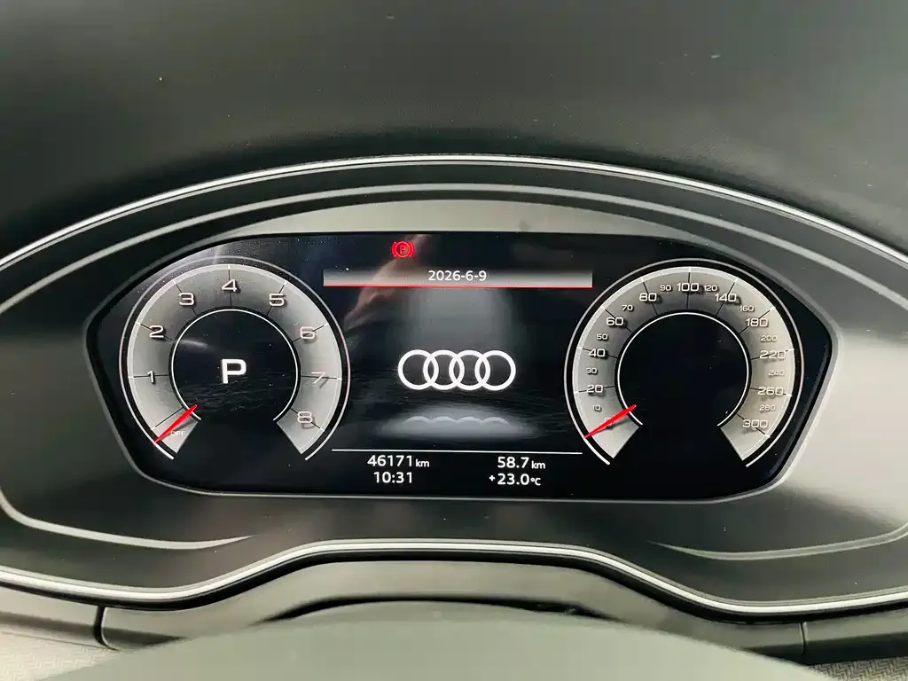 Audi Q5L — фото 2