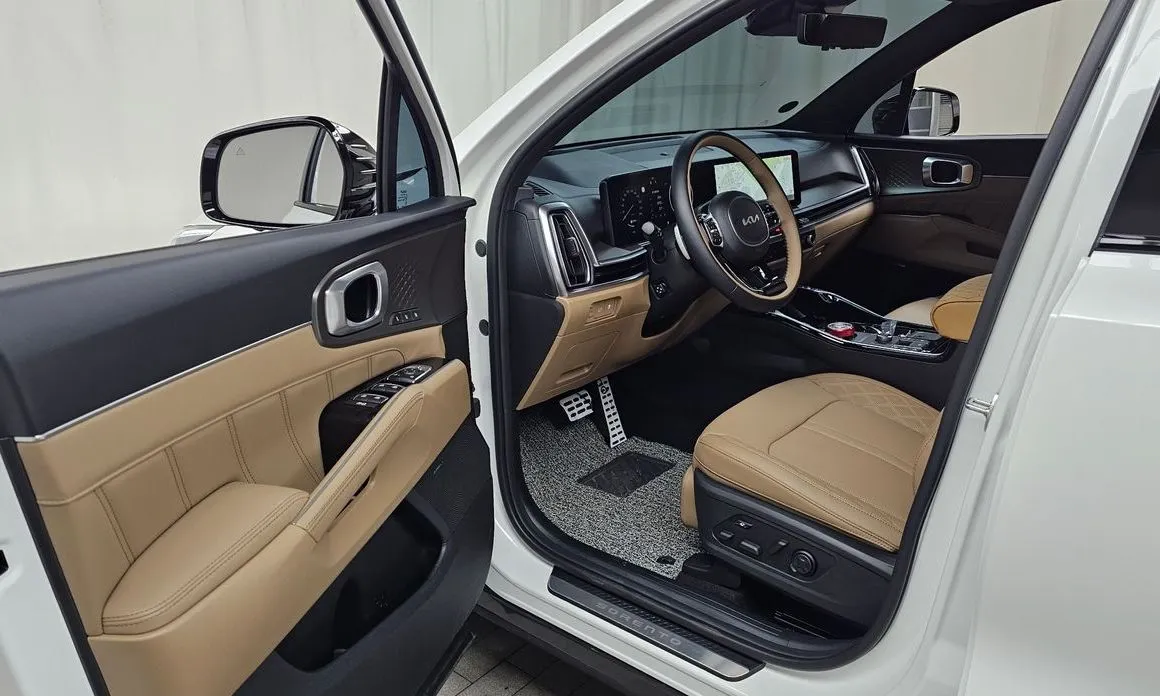 Kia Sorento — фото 5