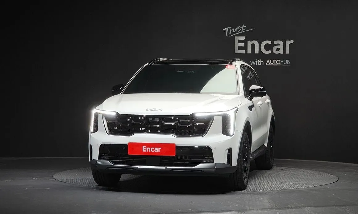 Kia Sorento — фото 7