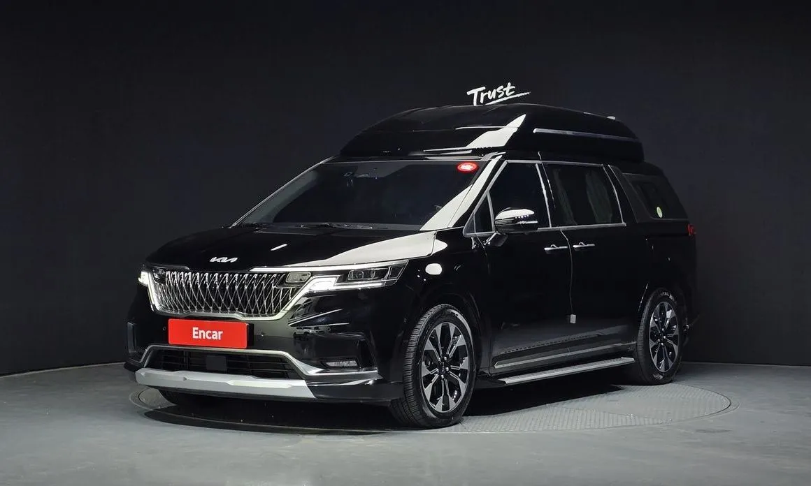 Kia Carnival — фото 1