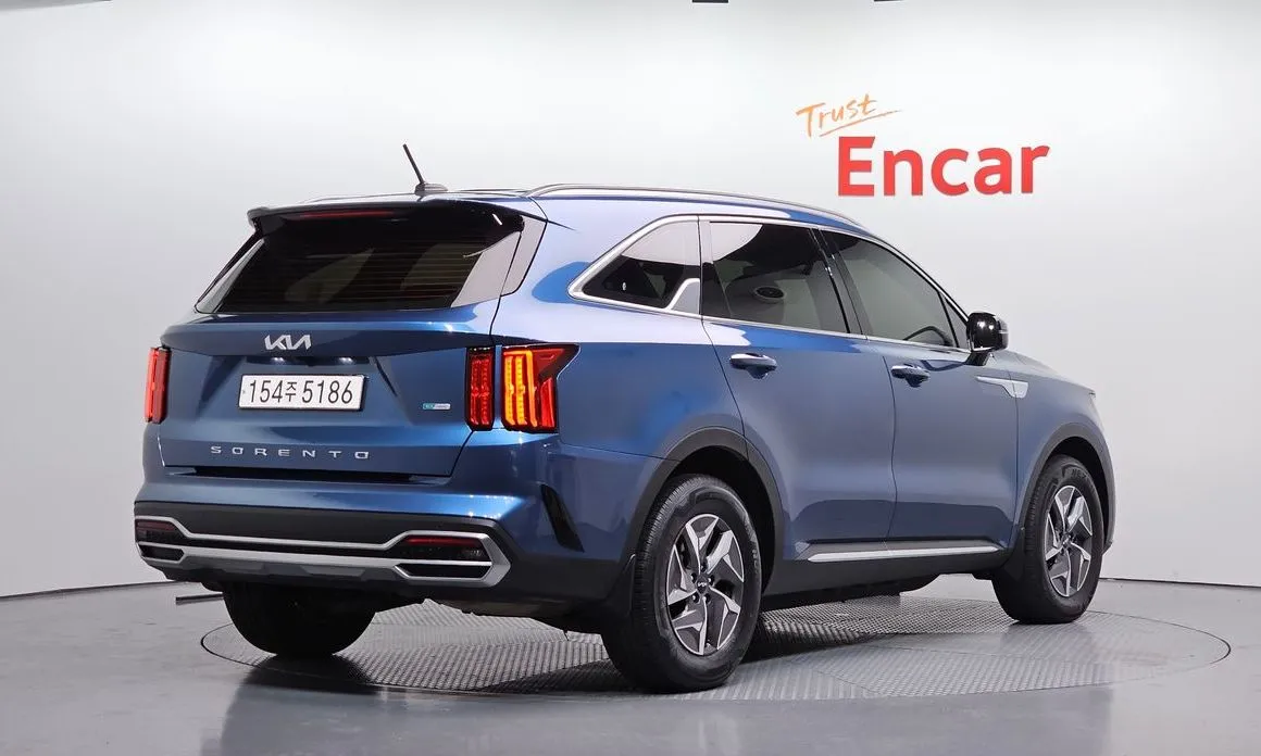 Kia Sorento — фото 7