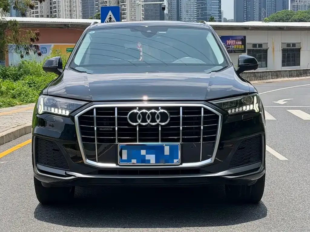 Audi Q7 — фото 4