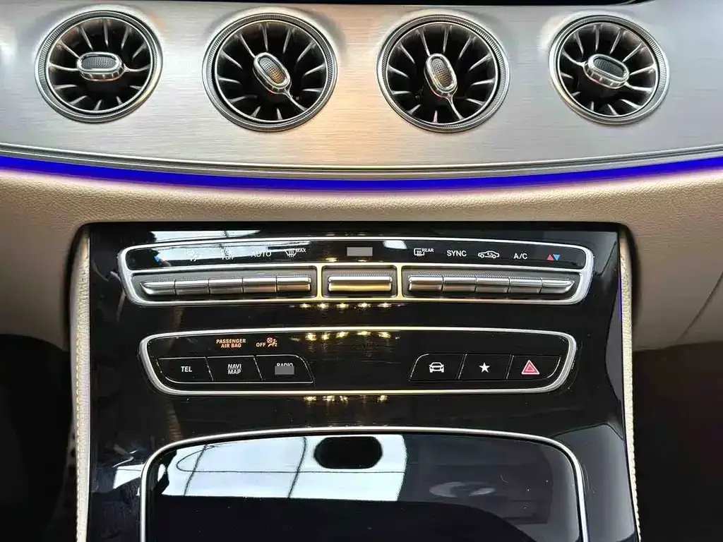 Mercedes-Benz E-Class (Import) — фото 10