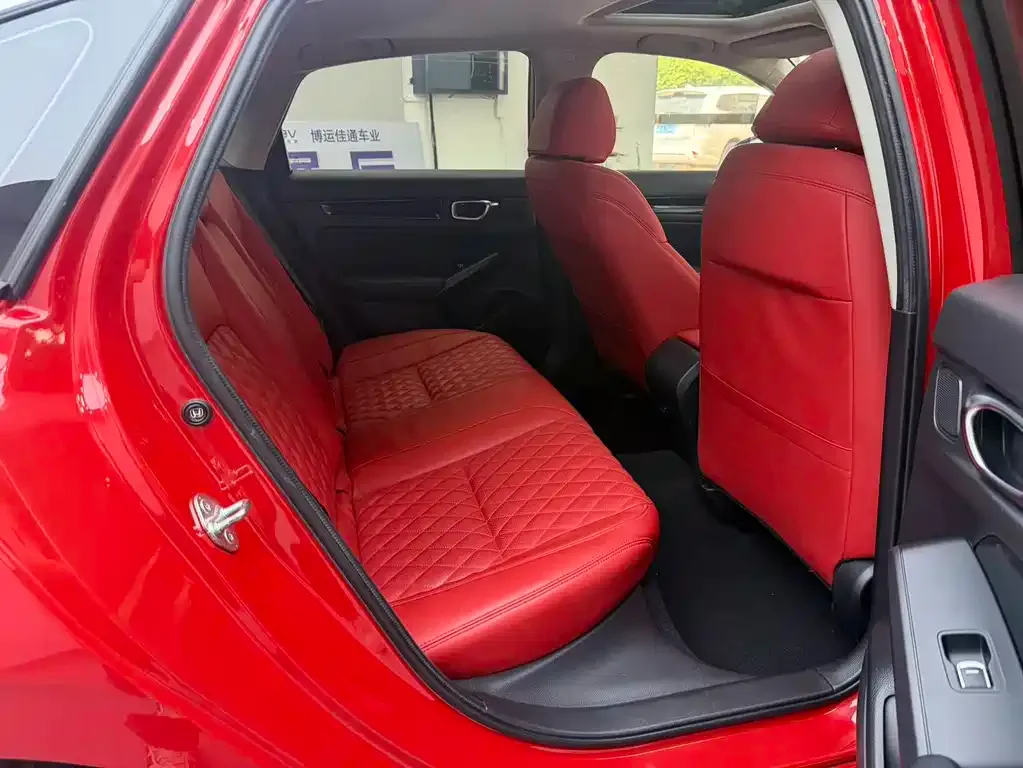 Honda Civic — фото 7