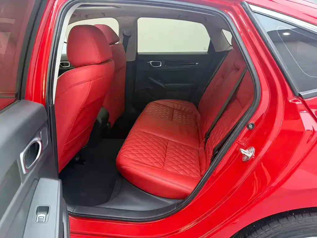 Honda Civic — фото 10