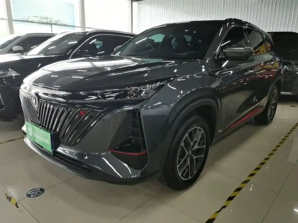 Changan CS75PLUS — фото 1