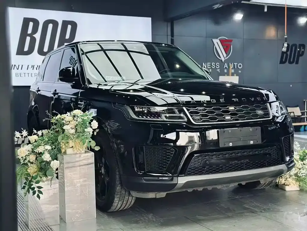Land Rover Sport PHEV — фото 9