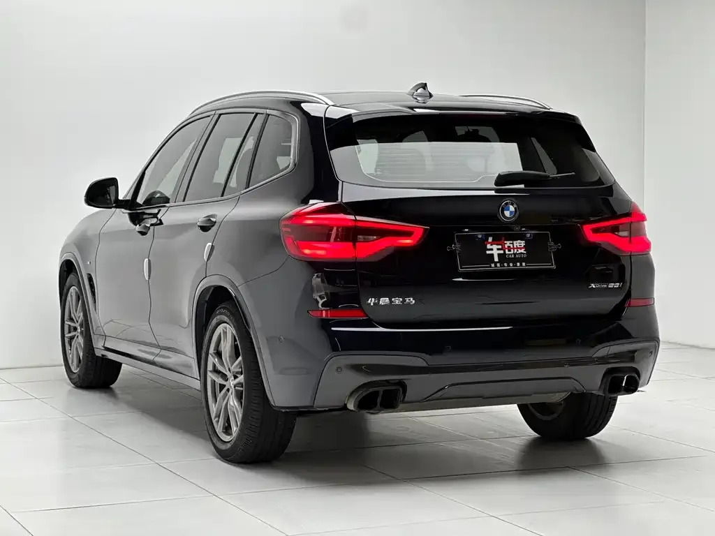 BMW X3 — фото 5