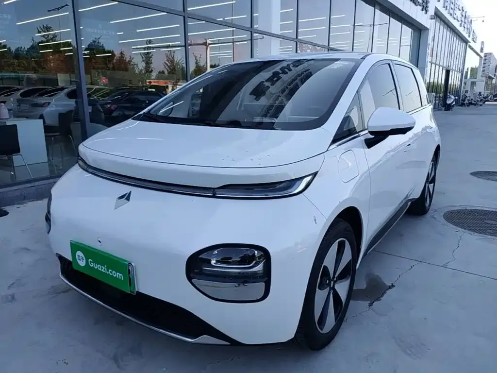 Baojun Yunduo — фото 1