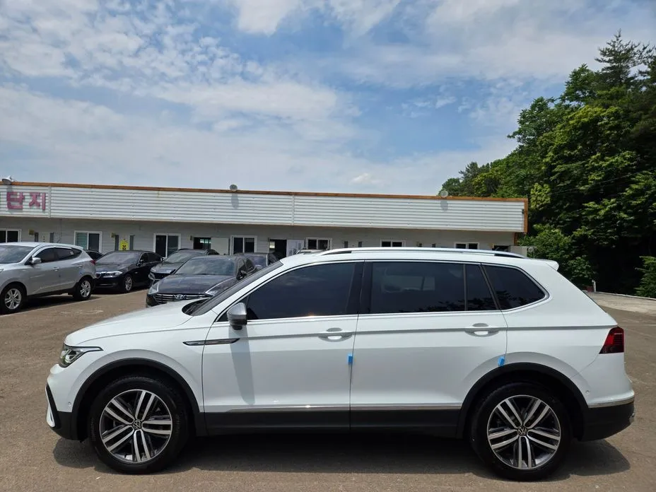 Volkswagen Tiguan — фото 5