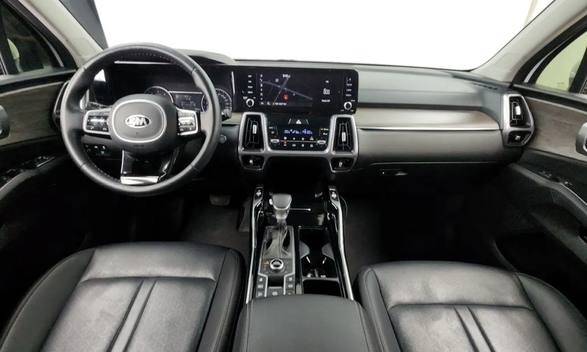 Kia Sorento — фото 3
