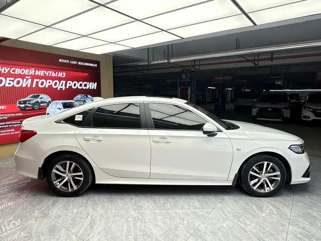 Honda Civic — фото 8