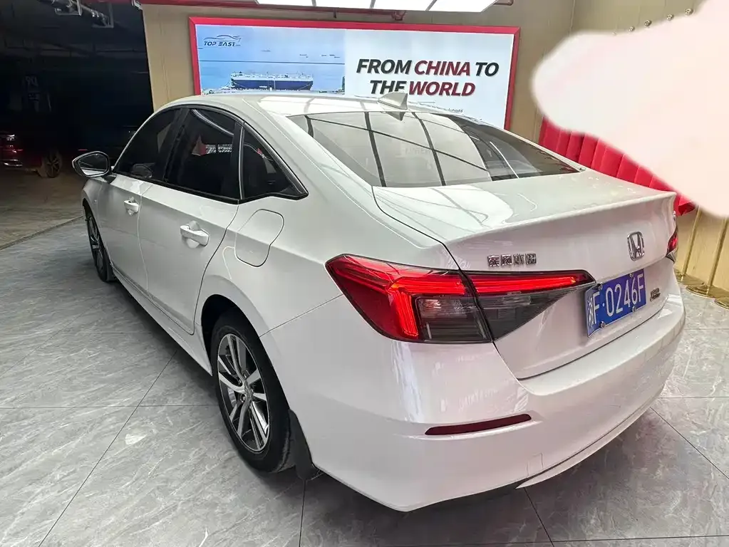 Honda Civic — фото 4
