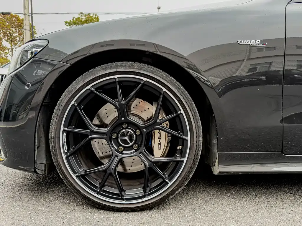Mercedes-Benz E-Class AMG — фото 7