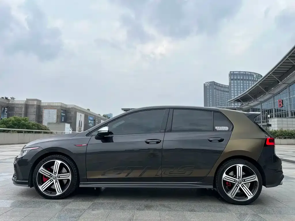 Volkswagen Golf GTI — фото 2
