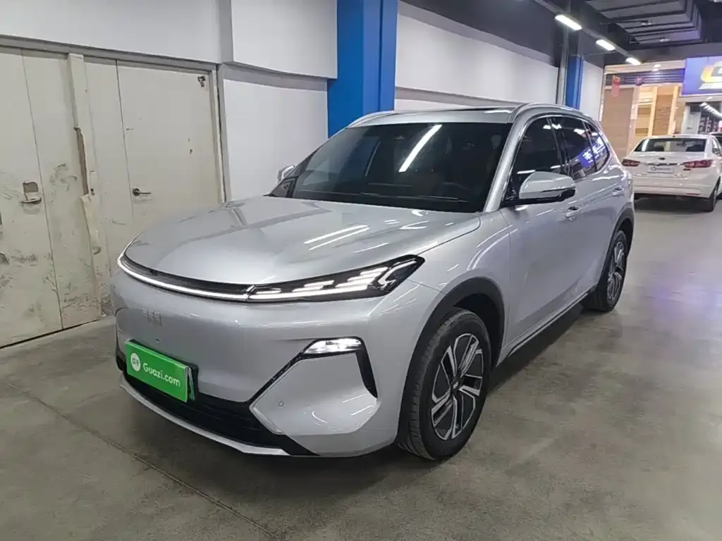 Geely Galaxy Xingjian 7 — фото 1