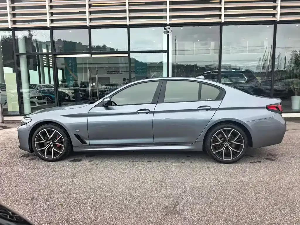BMW 5 Series (Import) — фото 5