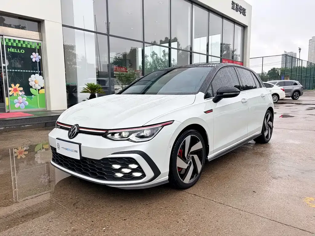 Volkswagen Golf GTI — фото 7