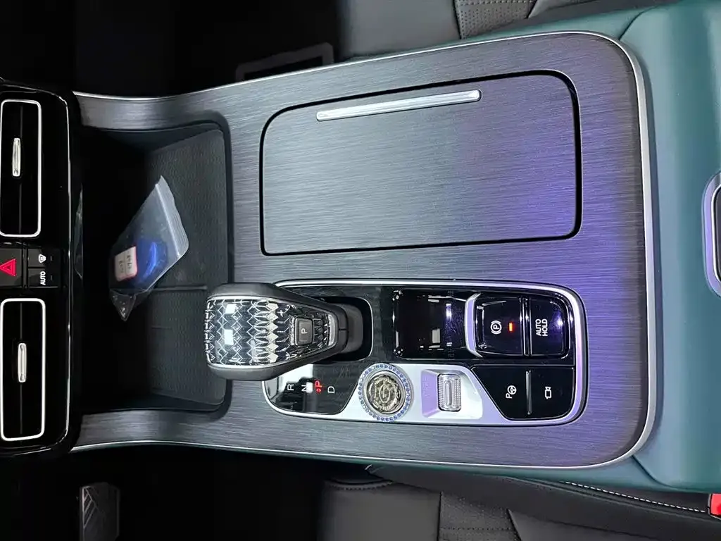 GAC Motor Trumpchi GS8 — фото 7