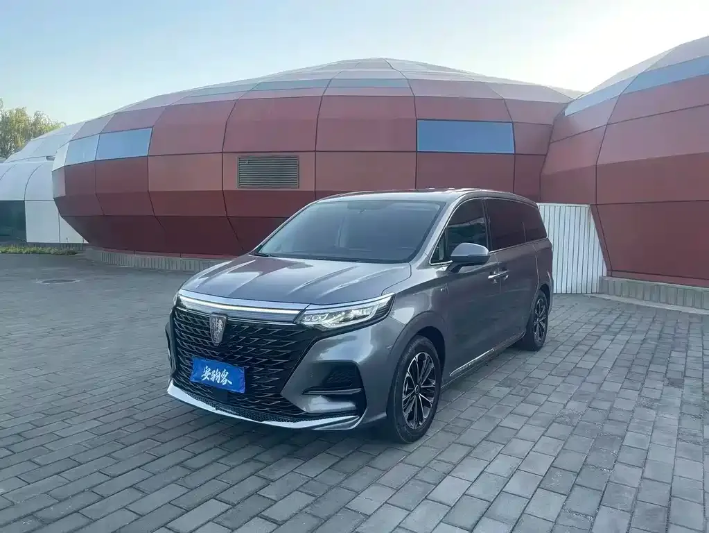 Roewe iMAX8 — фото 1