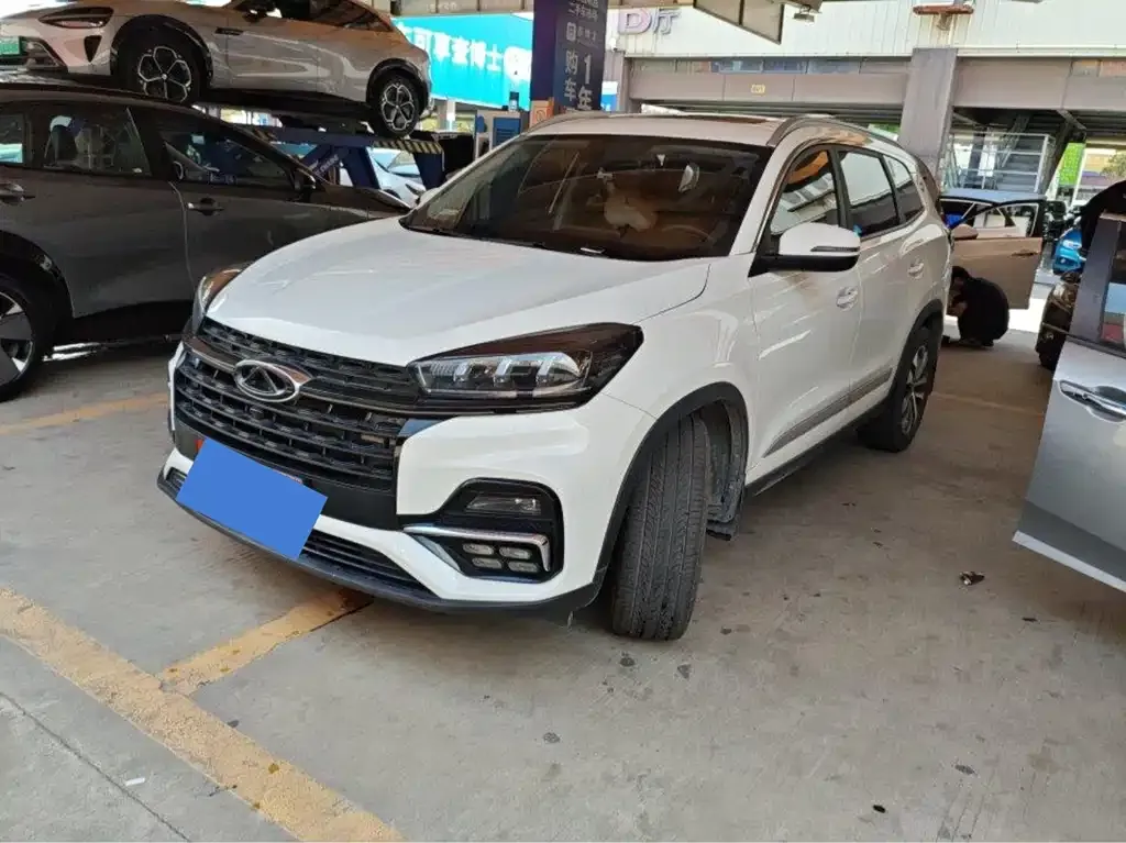Chery Tiggo 8 — фото 4