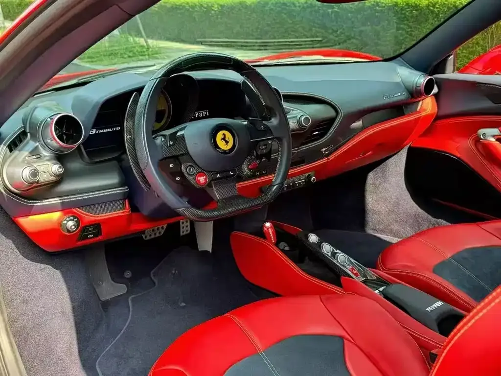 Ferrari F8 — фото 7
